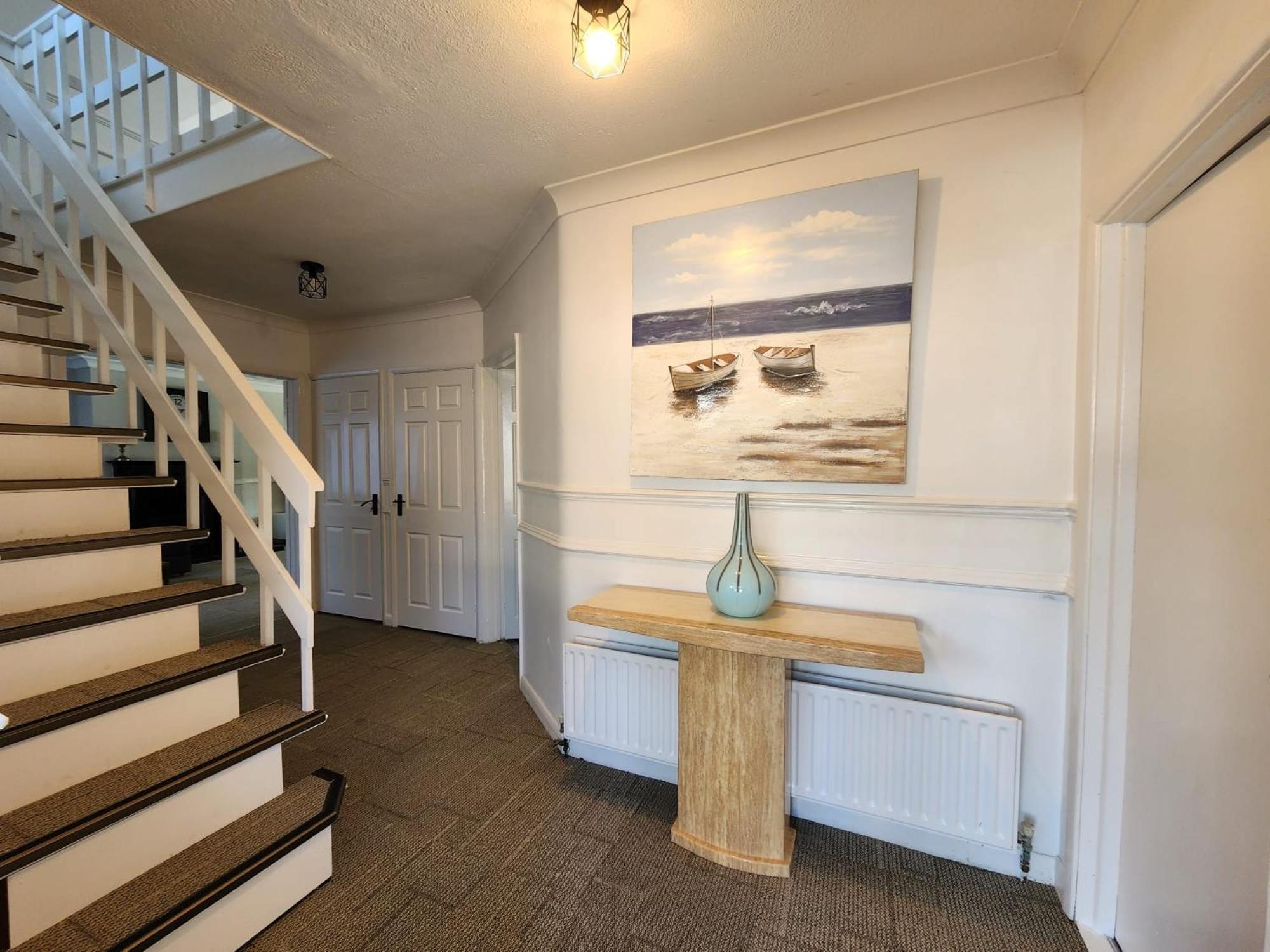 Kennedy Villa - 5 Bedroom House With Hot Tub, Wifi, Free Parkings, Close To Bicester Village Exteriér fotografie