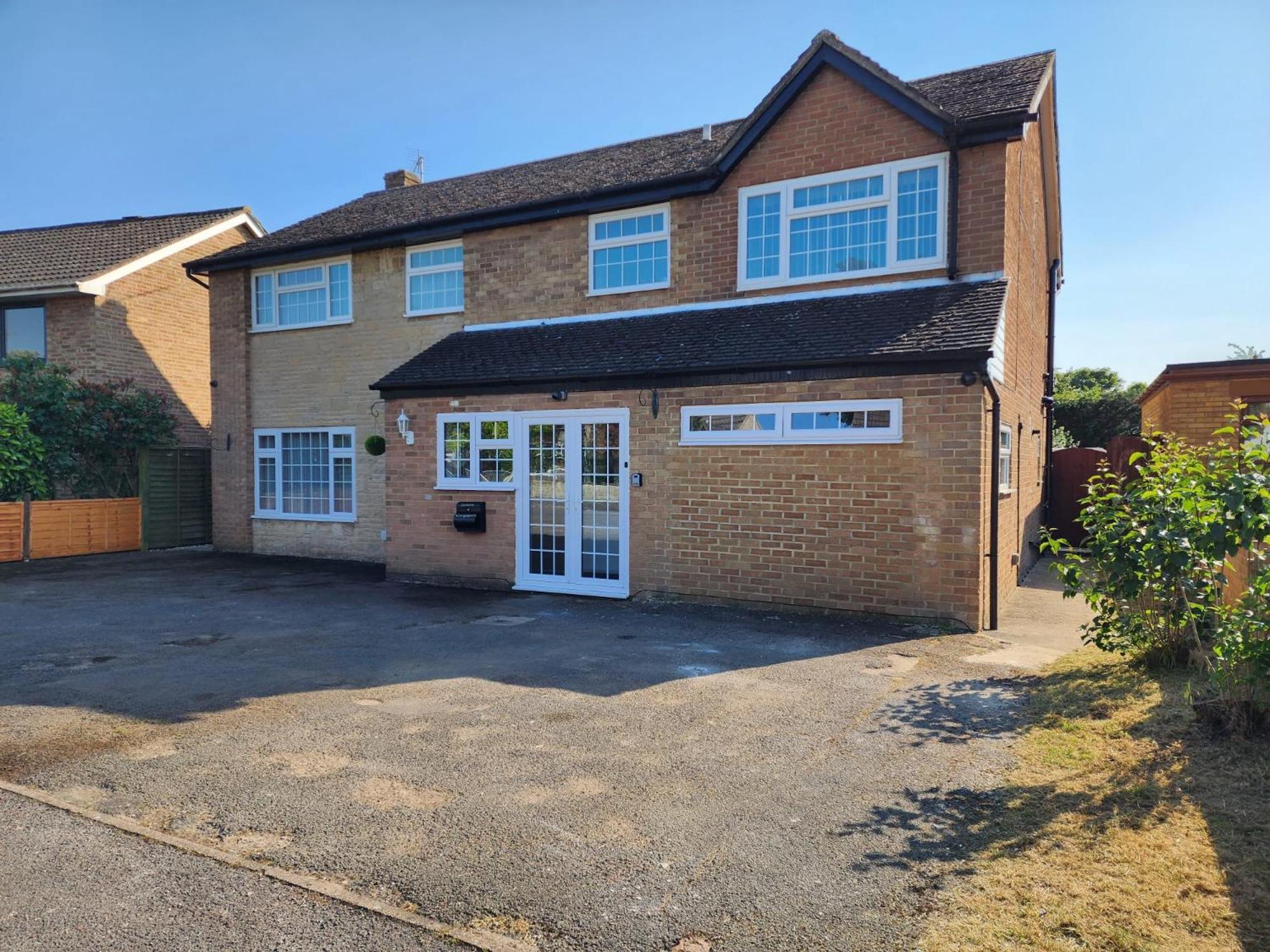 Kennedy Villa - 5 Bedroom House With Hot Tub, Wifi, Free Parkings, Close To Bicester Village Exteriér fotografie